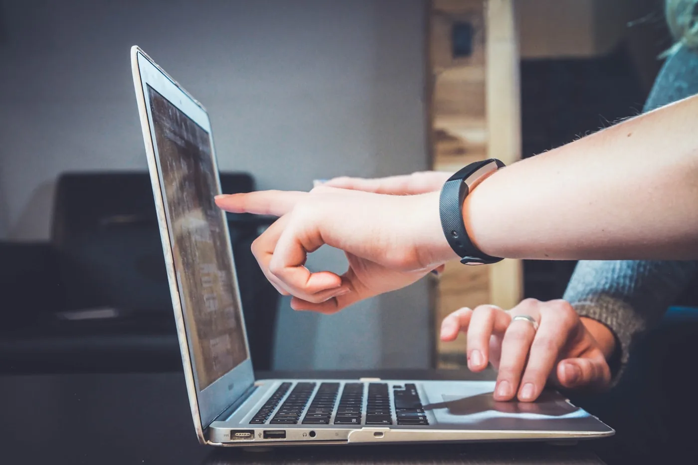 Working online with LunSa Loans